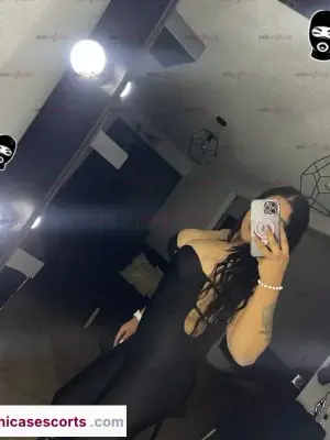 Bella Pelinegra Nalgona No Te Arrepentiras De Mi Servicio Vip, Escorts en Guadalajara — 19 años