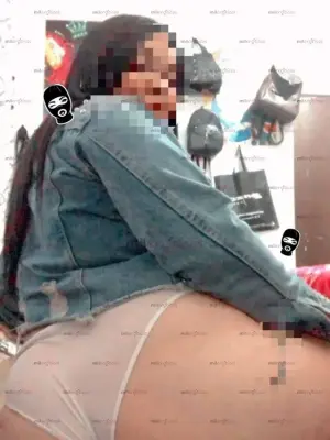 Grandes Y Naturales Solo Para Ti ( Dolo Domicilio), Escorts en Bogotá — 19 años