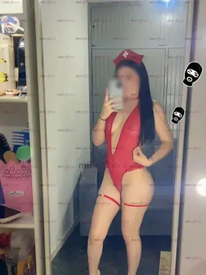 Hola Corazon Mi Nombre Es Larrisa Soy Una Chica Delgada Con Linda Cara Y Hermosa, Escorts en Bogotá, Colombia — 18 años