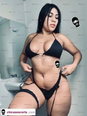 Morena Hermosa Con Vagina Estrecha Dispuesta A Complacerte, Escorts en Bogotá, Colombia — 20 años