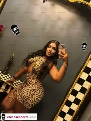 Soy Amara Voluptuosa Piel Canela Que Te Derritire Con Mis Humedos Meneos, Escorts en Bogotá — 23 años