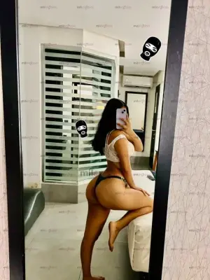 TríOs, Bailes Y MáS .. Emily .. 20 AñItos Chaparrita Nalgona, Escorts en Querétaro, México — 24 años