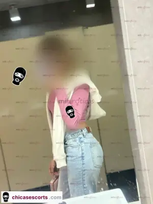 Flaquita Super Apretadida!! Complaciente, Amable, Cachonda!!, Escorts en Bogotá, Colombia — 19 años