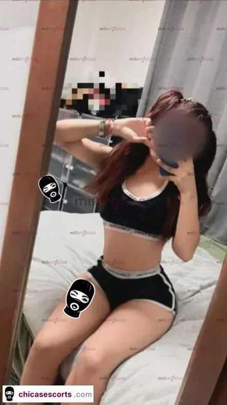 Foto de GüErita Flaquita Natural Soy Flexible Bb Hagamos El Amor Frente Al Espejo... — imagen 8