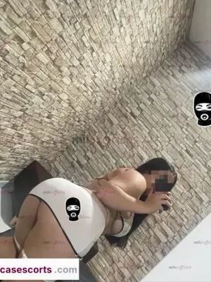 Mizuki Aleja 19añOs Encantadora Y Chupadora De Vergas Ricas 80k, Escorts en Bogotá — 19 años