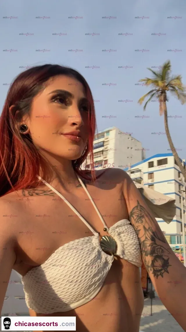 Foto de Chica Tatuada Delgada, Con Cuerpo Natural Nueva En La Cuidad — foto de perfil verificado