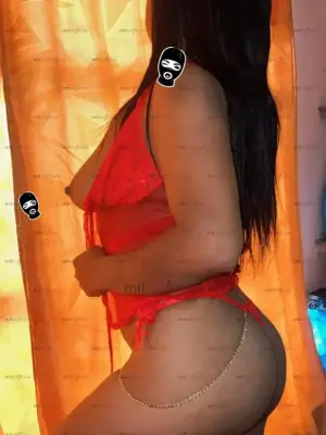 Amores Soy Laura Estoy Aqui Para Darte Placer, Escorts en Quibdó — 18 años