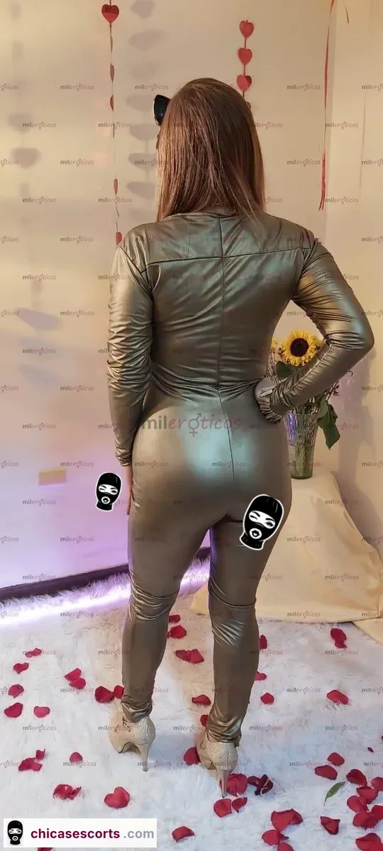 Foto de Hermosa Potente En La Cama — foto de perfil verificado