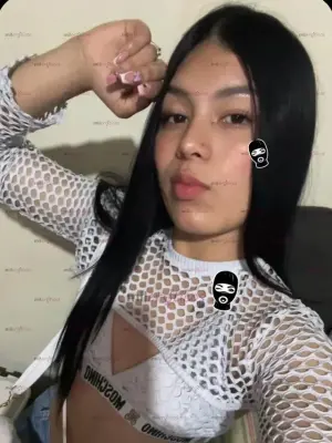 Mariana Hermosa Jovencita 18 AñItos En Kennedy Central, Escorts en Bogotá, Colombia — 18 años