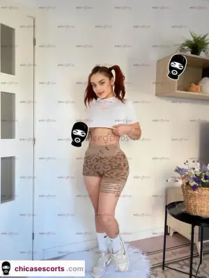 Sofi Hermosa Complaciente Sumisa Todo Lo Que Quieras Yo Lo Soy, Escorts en Medellín — 20 años