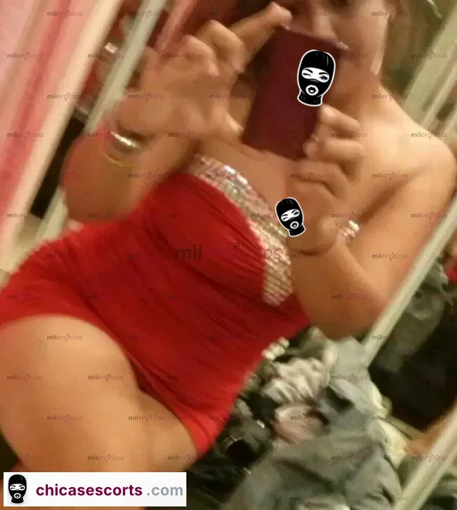 Foto de Te Encantara Como Me Muevo Encima De Ti, Muy Complaciente. — imagen 3