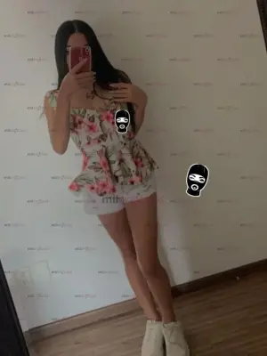 Apetecible Petit Te En La Mas Putica Garganta Profunda, Escorts en Mérida — 19 años