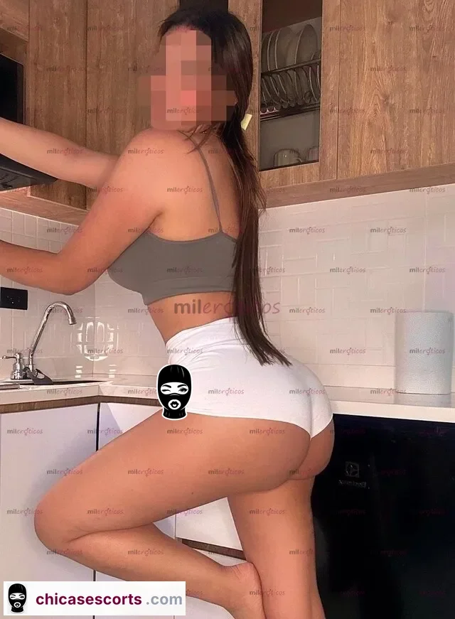 Foto de Hermoso Rostro Cuerpo Bronceado Linda Y Voluptuosa Muy Bien Ubicada Esperandote — imagen 8