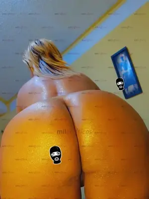 Solo Domicilios Papasito Pequemos Los Dos Seamos AdáN Y Eva Y Dejemos Llevarnos, Escorts en Bogotá — 22 años