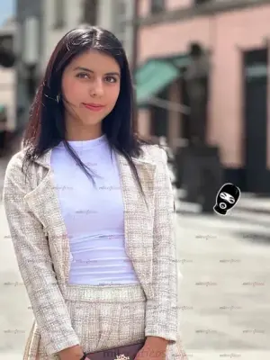 Valeria 21, Petit Un Gusto Que Pocos Pueden Darse, Escorts en Guadalajara — 19 años