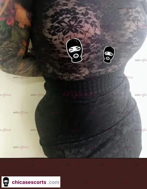 Foto de Amazona De 1.80 Super Tatuada Apto Privado ClíNica Colsubsidio — imagen 3