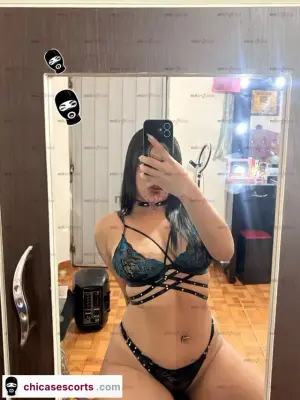 Camila Apretadita Rica Senos A Domicilio Ven Y Comeme, Escorts en Bogotá, Colombia — 20 años
