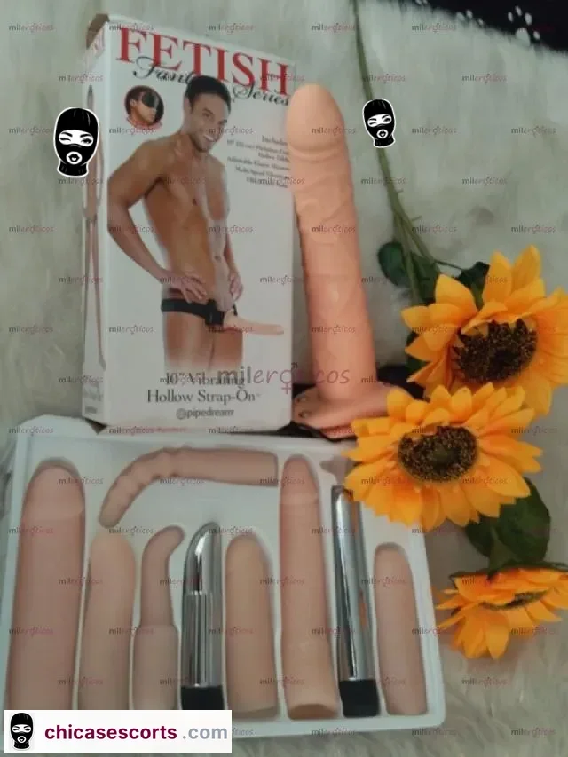 Foto de Deseas Una Experiencia Unica Con Cambio De Roles O Pegging3142411826, Escorts en Bogotá, Colombia