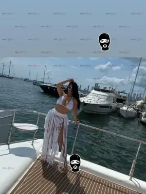 Dulce 24 AñOs, Escorts en Medellín — 18 años