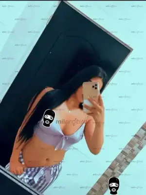 Dulce 24 AñOs, Escorts en Medellín, Colombia — 18 años