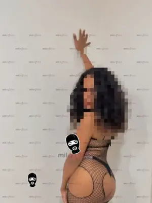 Bubys Paraditas Cinturita Para Que Me Veas Bien, Escorts en Guadalajara — 19 años