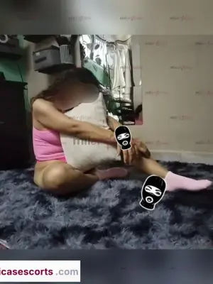 Adara DéJame Masturbarte Hasta Que Derrames Tu Lechita En Mi Boca., Escorts en Mérida — 18 años