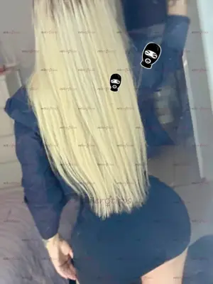 Excelente DíA Gissel Delgada Nalgona Cintura PequeñA Vip, Escorts en Guadalajara, México — 23 años