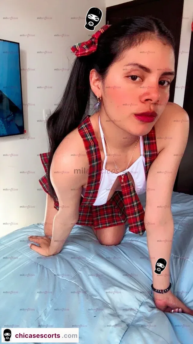 Foto de Mi Vagina Apretadita Y Humeda Te Llevará Al Cielo Flaca Pelinegra, Escorts en Bogotá, Colombia