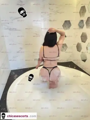 Milf, Culona Impresionante, Delgada, Chichona, Escorts en Querétaro — 20 años