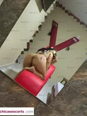 Hola Mis Amores Soy Andreita Vengo A Ofrecerte Mi Full Promo Ven Contatame, Escorts en Bucaramanga, Colombia — 40 años