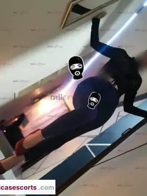 Modelo SúPer Tatuada Promo Media Hora $120 Con Tres Adicionales Apto Privado, Escorts en Bogotá — 18 años