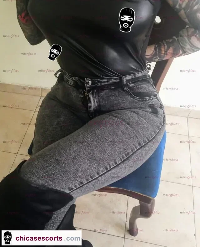 Foto de Modelo SúPer Tatuada Promo Media Hora $120 Con Tres Adicionales Apto Privado — imagen 6