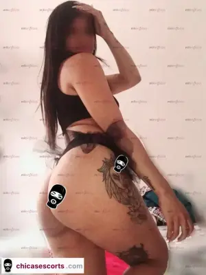 Morena Alegre Y Divertida De 19 AñOs, Escorts en Bogotá — 20 años