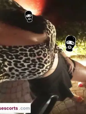 Soy Una Chica Sexy Morenita Con Piernas Firmes Y Un Culito Que Te Encantará, Escorts en Querétaro, México — 24 años