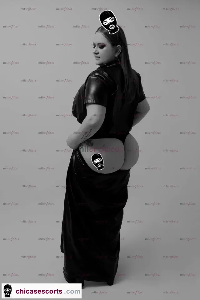 Foto de Tu Putita Cachonda Con Un Enorme Culo Aguantador Solo Para Amantes De La Carne — imagen 5