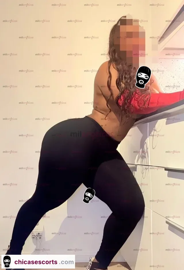 Negra, Escorts en Bogotá — 19 años