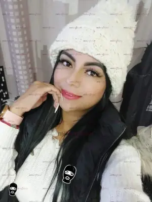 44 23 92 9628 Peti3 Nalgoncita Super Estrecha Cachonda Complaciente, Escorts en Querétaro — 24 años