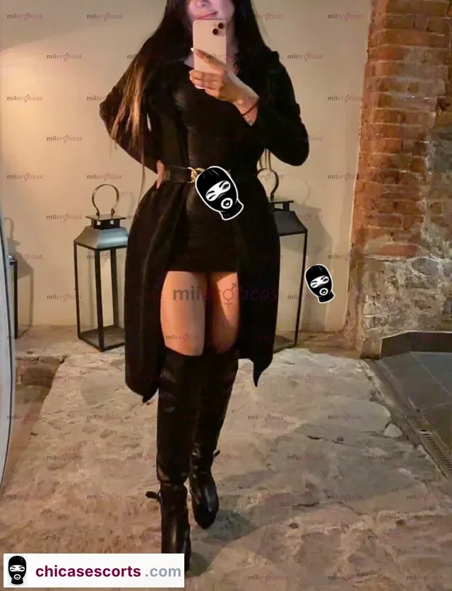 Foto de 44 23 92 9628 Peti3 Nalgoncita Super Estrecha Cachonda Complaciente — imagen 3