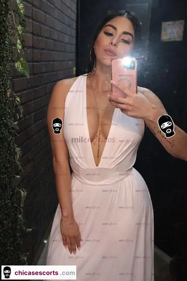 Foto de 44 23 92 9628 Peti3 Nalgoncita Super Estrecha Cachonda Complaciente — imagen 7