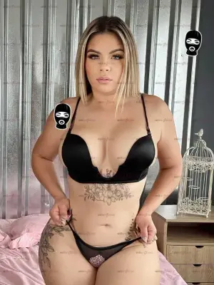 Ava LeóN Hermosa Rubia Disponible Para Todos Los Servicios, Escorts en Medellín — 18 años