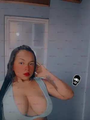 Chica Tetona Rica Soy Nueva En Tu Ciudad Ven Y Disfrutar De Un Delioso Placer, Escorts en Bogotá — 42 años