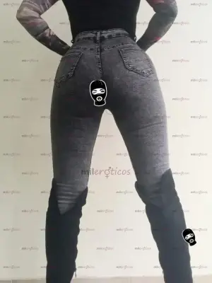 Culona Tatuada Super Caliente Con Apto Privado Squirt, Escorts en Bogotá — 18 años