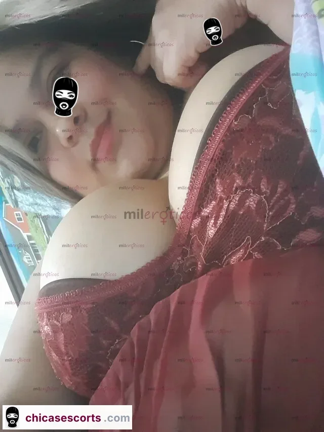 Foto de Curvilinea Con Grandes Tetas Disponible Para Ti — imagen 3