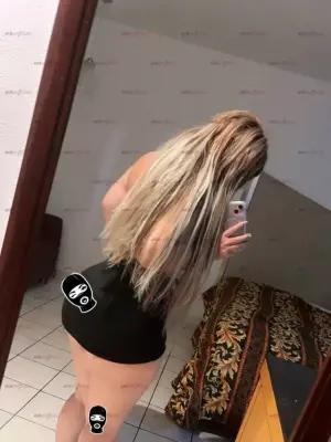 $1000 30 Min $1800 La Hora Cuento Con Lugar, Escorts en Guadalajara, México — 19 años