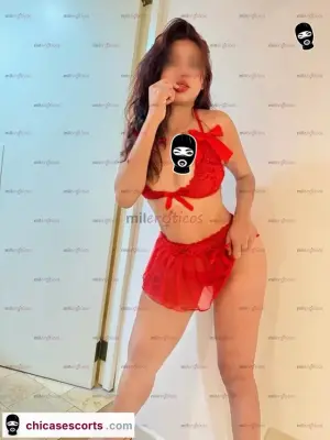 Anahi, Escorts en Guadalajara — 19 años