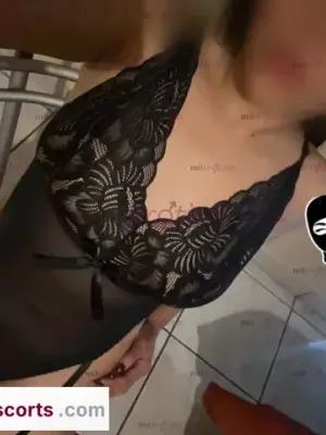 Cojelona Una Putita En La Cama Papi Sexo Ilimitado Oral Deli, Escorts en Bogotá, Colombia — 23 años