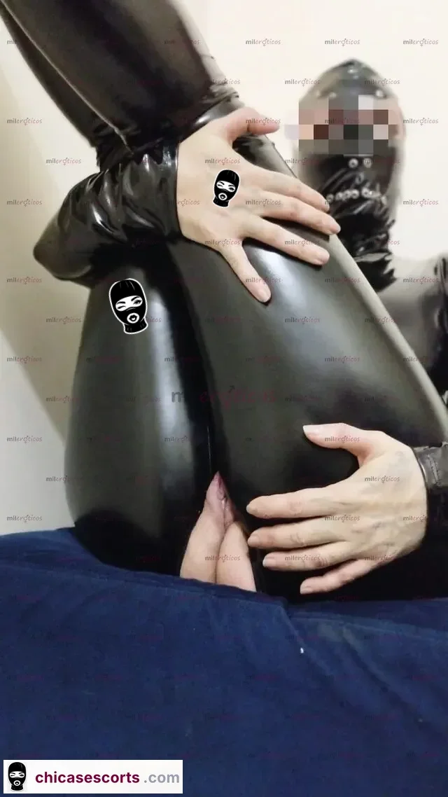 Foto de Dominatrix Fetiches FantasíAs Juegos De Rol Pegging Apto Privado En Chapinero — imagen 4