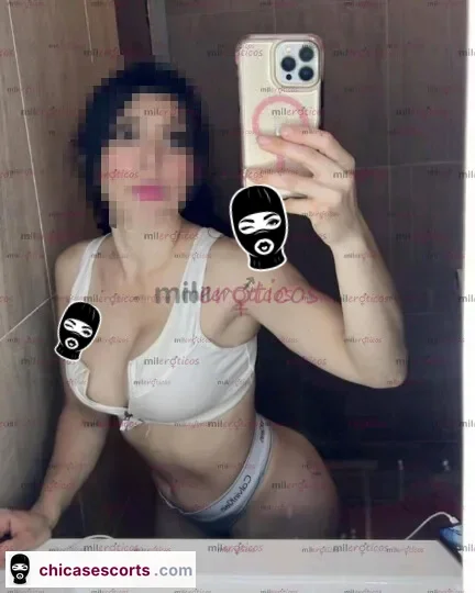 Foto de MartíNez De La Torre.CompañíA Xclusiva Con 1 Toque Seductor Y Una AtencióN úNica — imagen 3