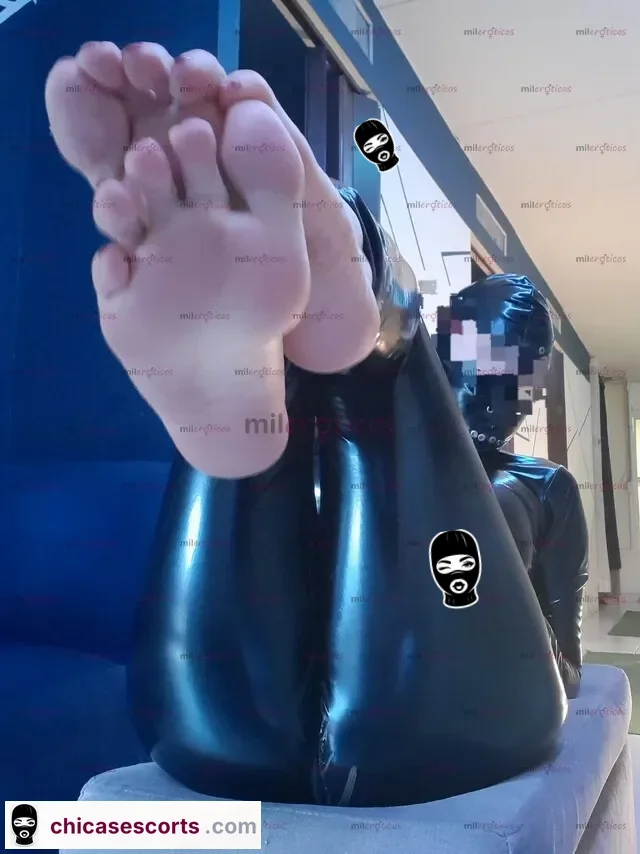 Foto de Pegging Para Principiantes $70 Fetish Juegos Apto Privado En Chapinero — imagen 3