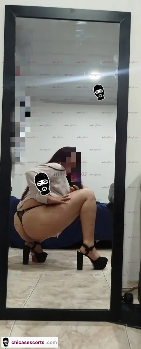 Foto de Excitante Peliroja CurvilíNea Llena De PasióN Y Ganas De Complacerte — imagen 3